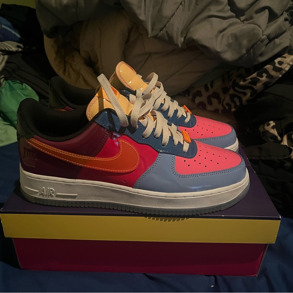 NIKE AIR FORCE 1 UNDEFEATED